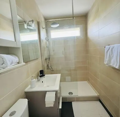 Calme Proche Centre-ville Lejlighed